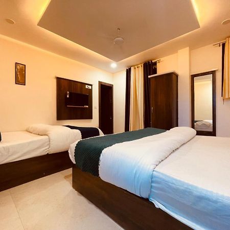 Wooibhotels The Divine Ganga Haridwar Exterior photo