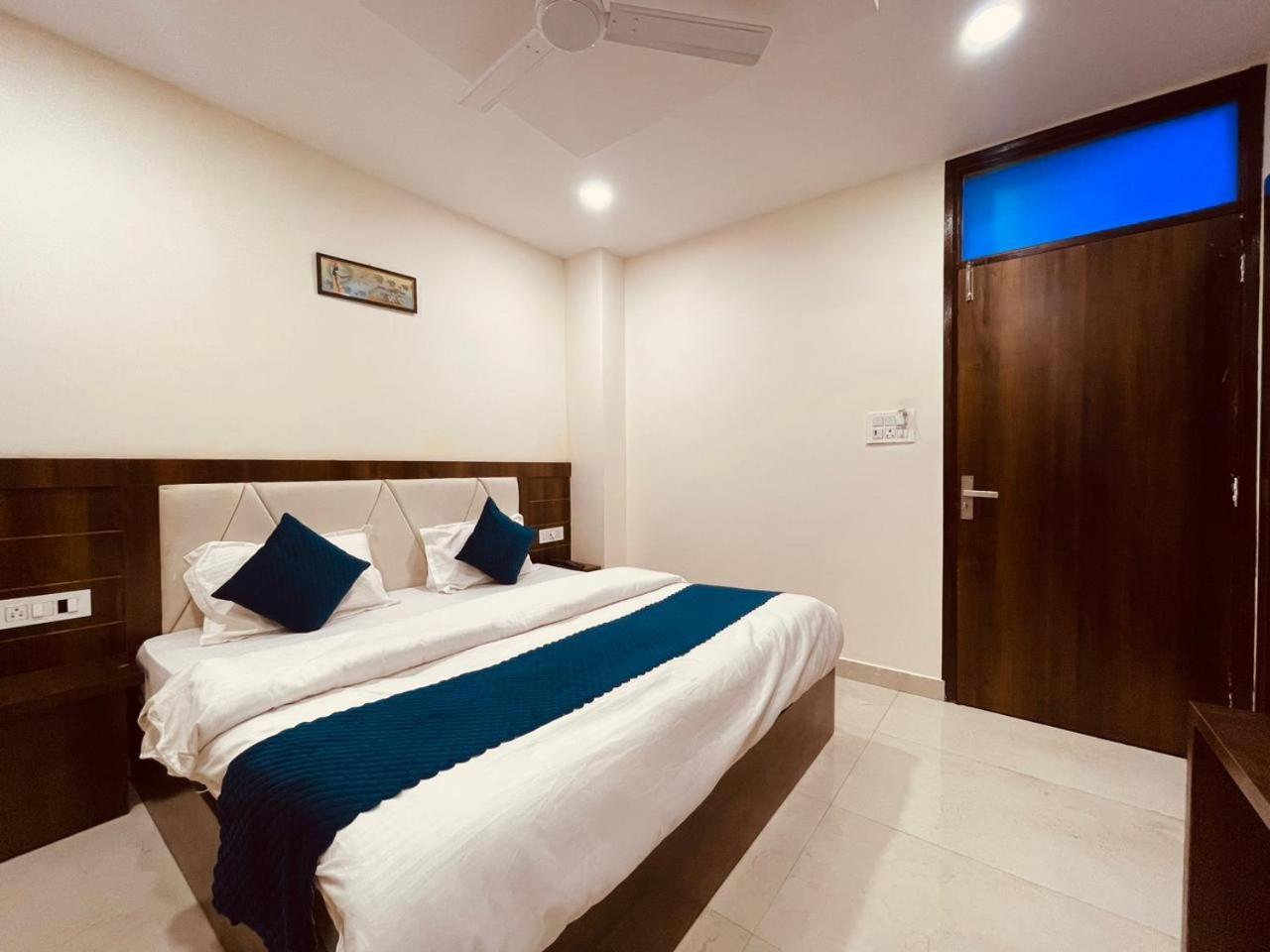 Wooibhotels The Divine Ganga Haridwar Exterior photo
