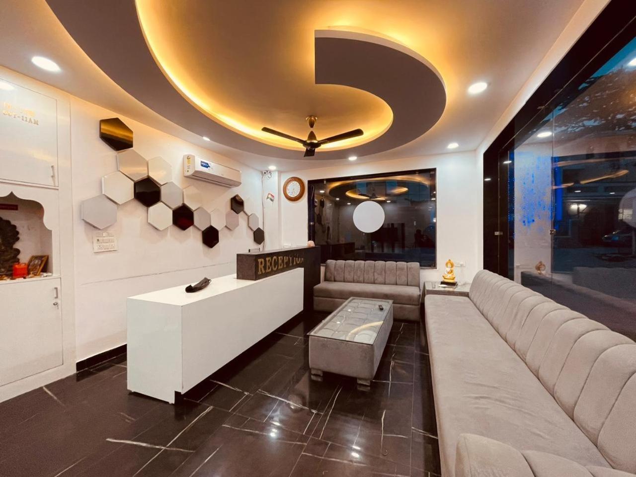 Wooibhotels The Divine Ganga Haridwar Exterior photo